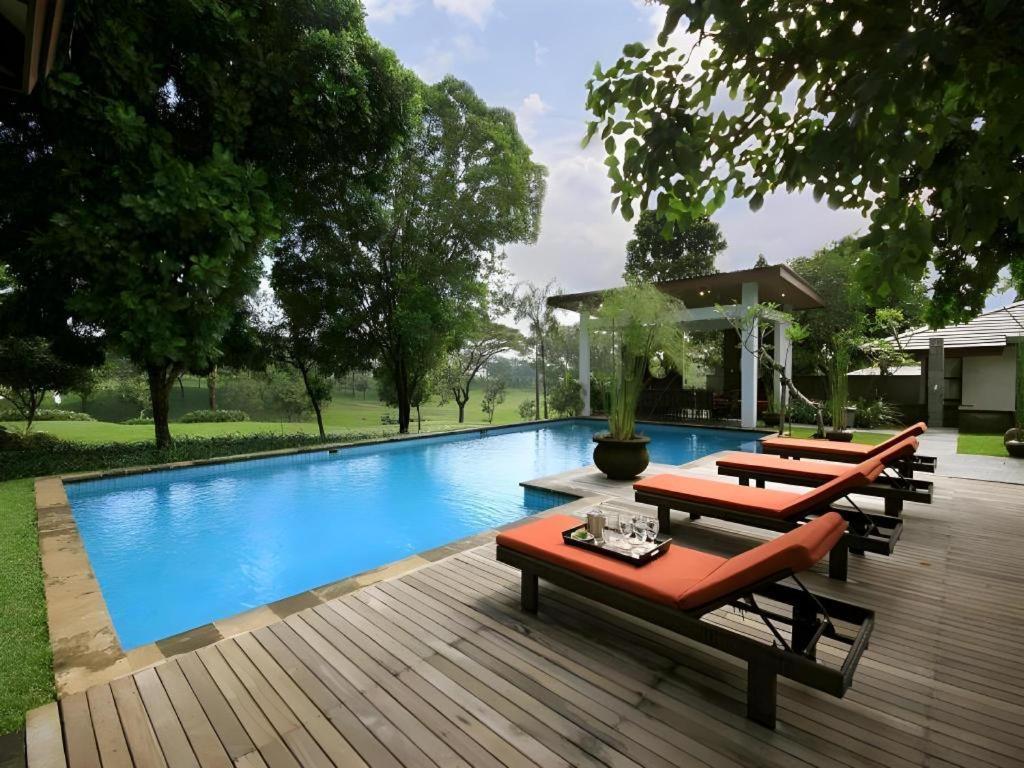 Taman Dayu Golf Club And Resort Prigen Buitenkant foto